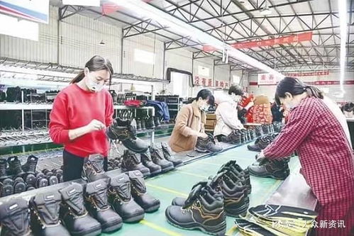 河北廣平縣璐安鞋業(yè)一手抓疫情防控,一手抓產(chǎn)品生產(chǎn)